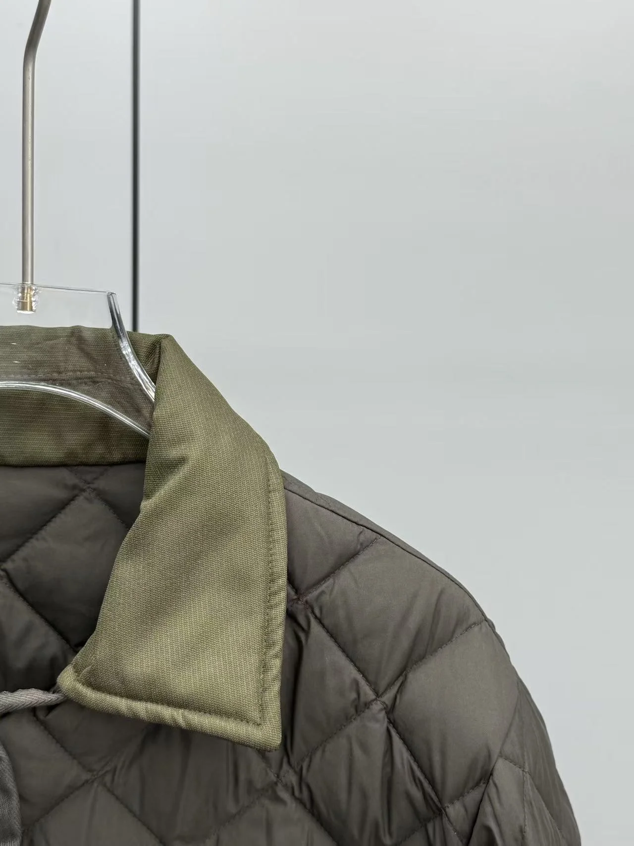 치트르 다이아몬드 퀼팅 패딩 셔츠 재킷 상세