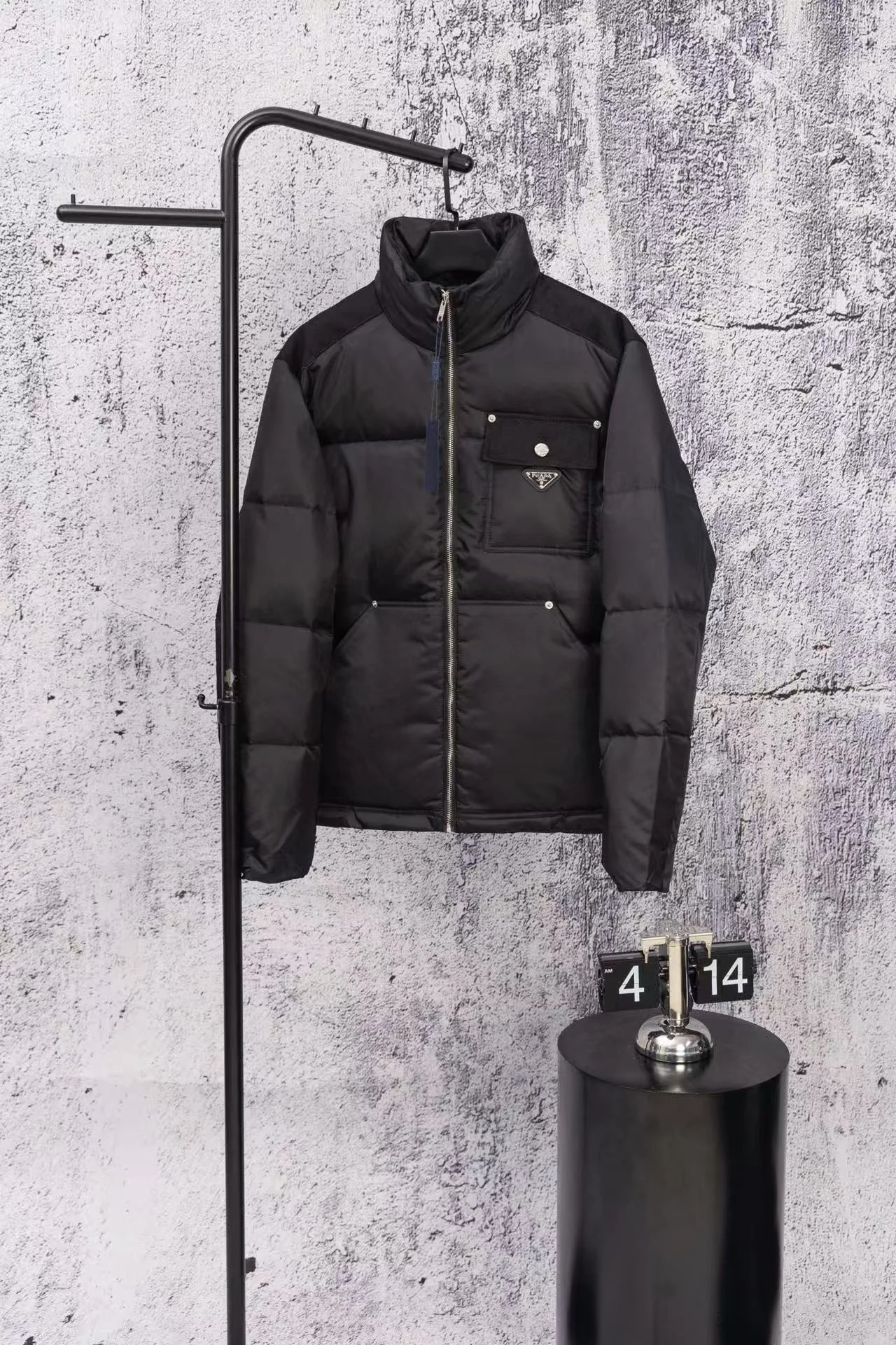 리나일론 크롭 다운 자켓 상세