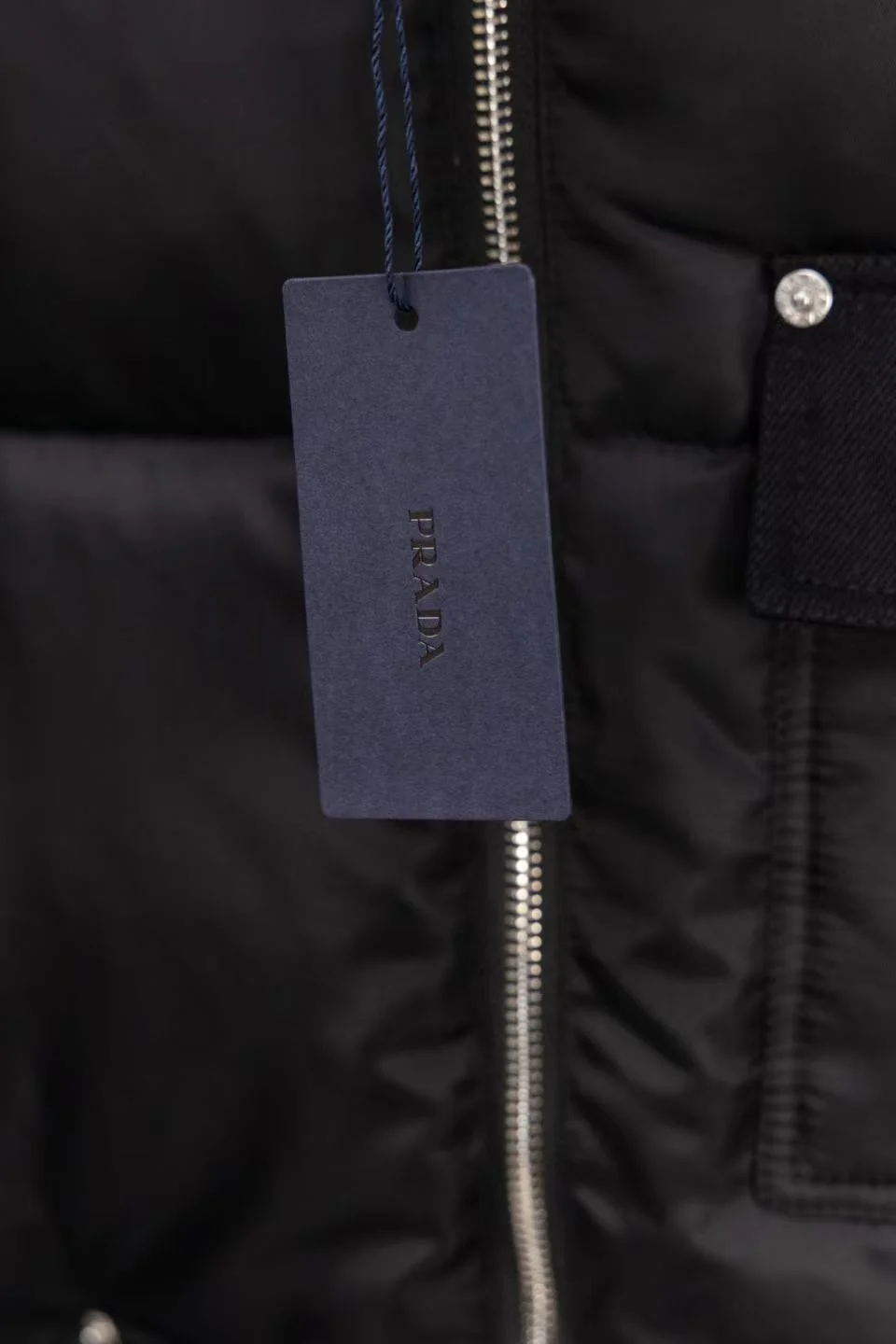 리나일론 크롭 다운 자켓 상세