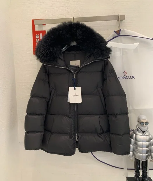 로고 쇼트 패딩