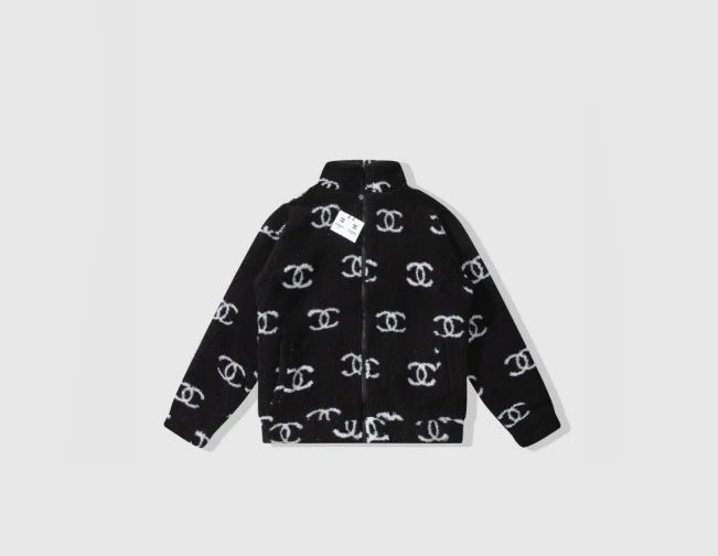 로고 프린트 쇼트 코트