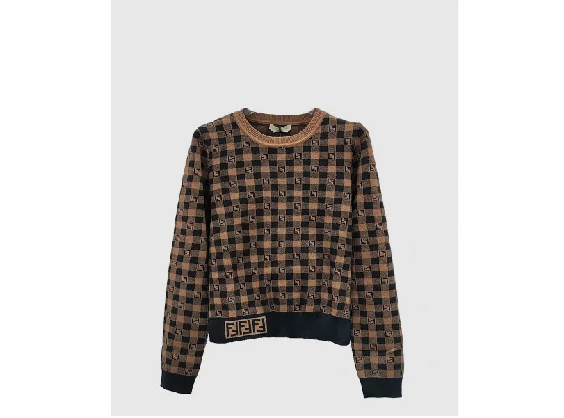 로고 프린트 긴팔