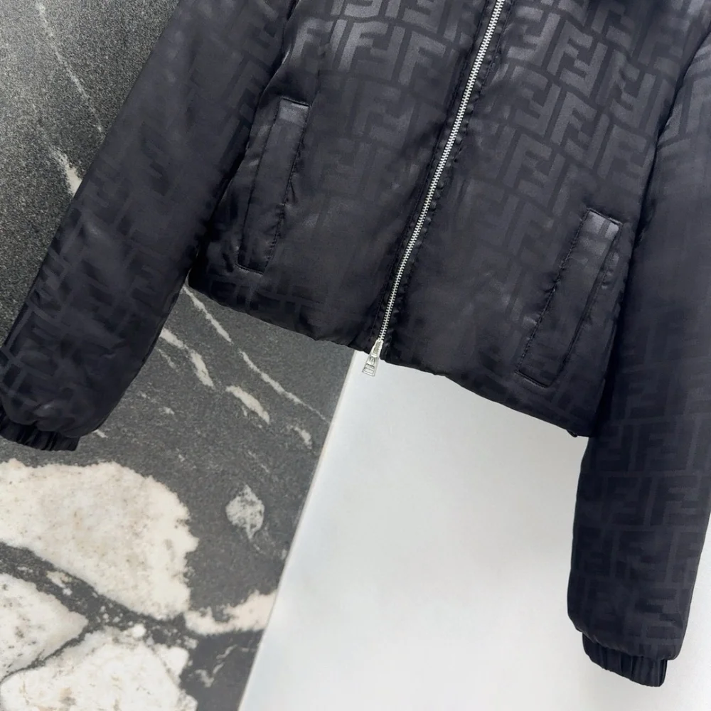 FF 로고 자카드 램스퍼 다운 재킷 상세