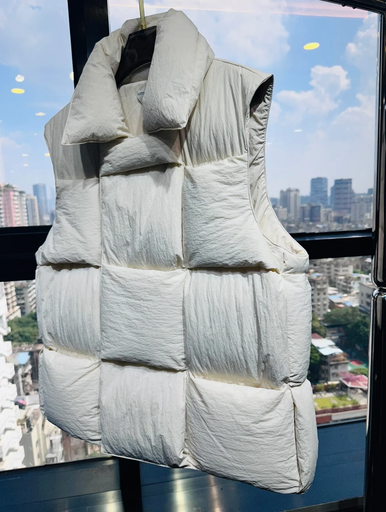 인트레치아토 다운 패딩 조끼 716970VF4K09071 상세