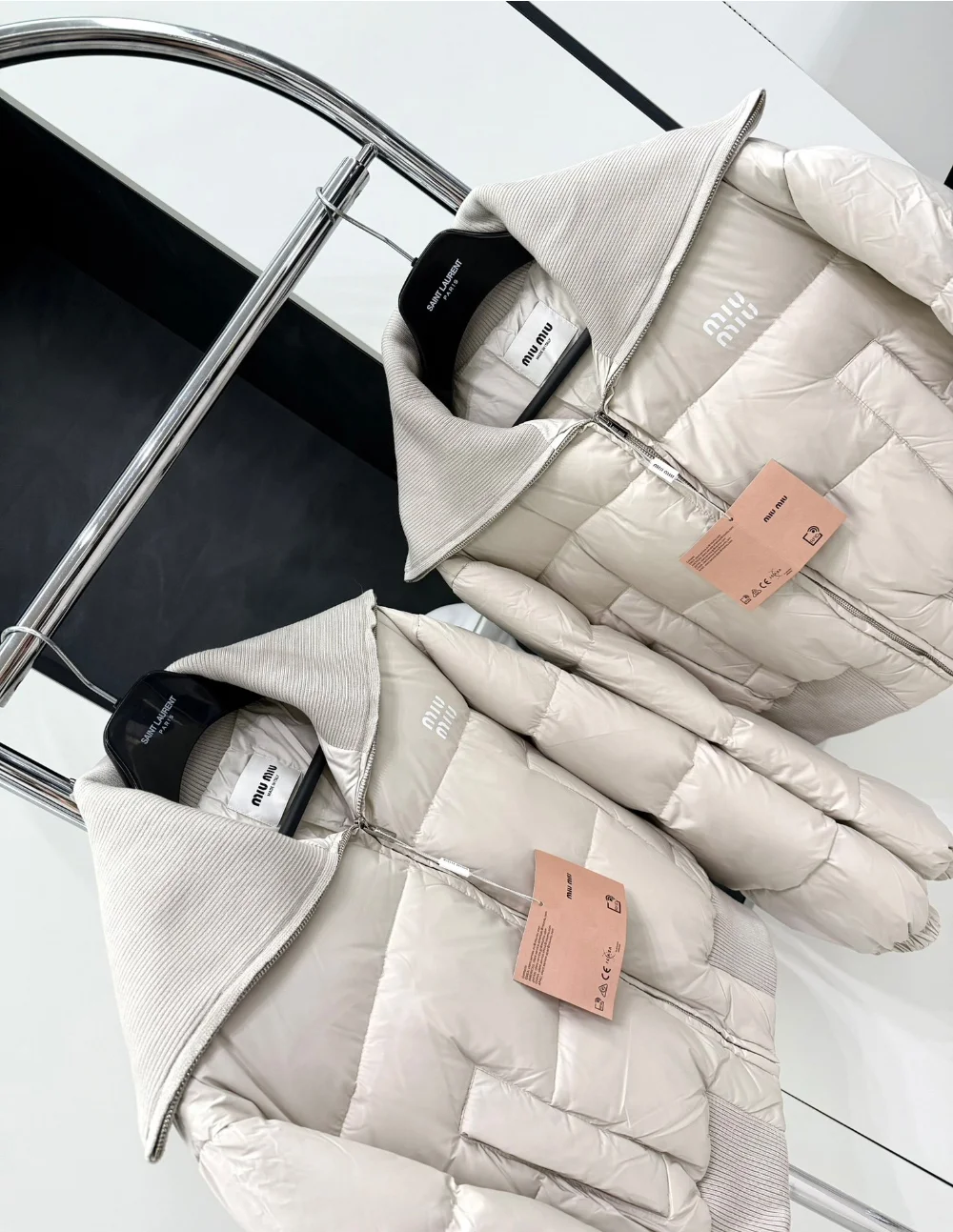 쇼트 구스 다운 재킷 상세