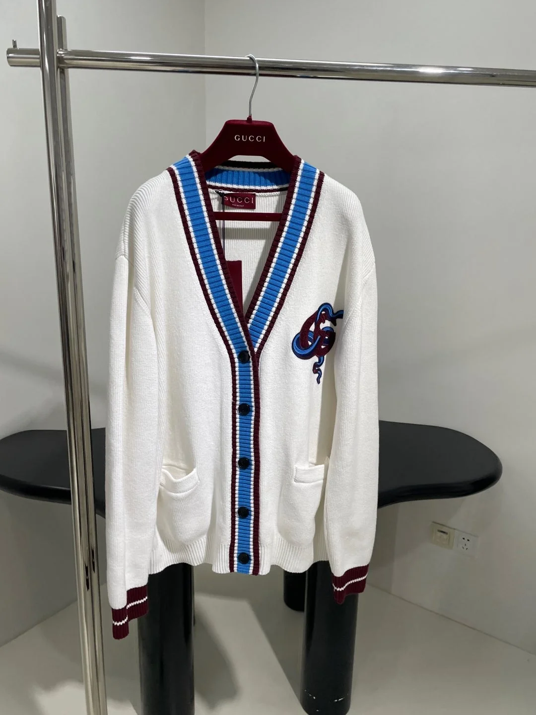 울 자수 니트 가디건 상세