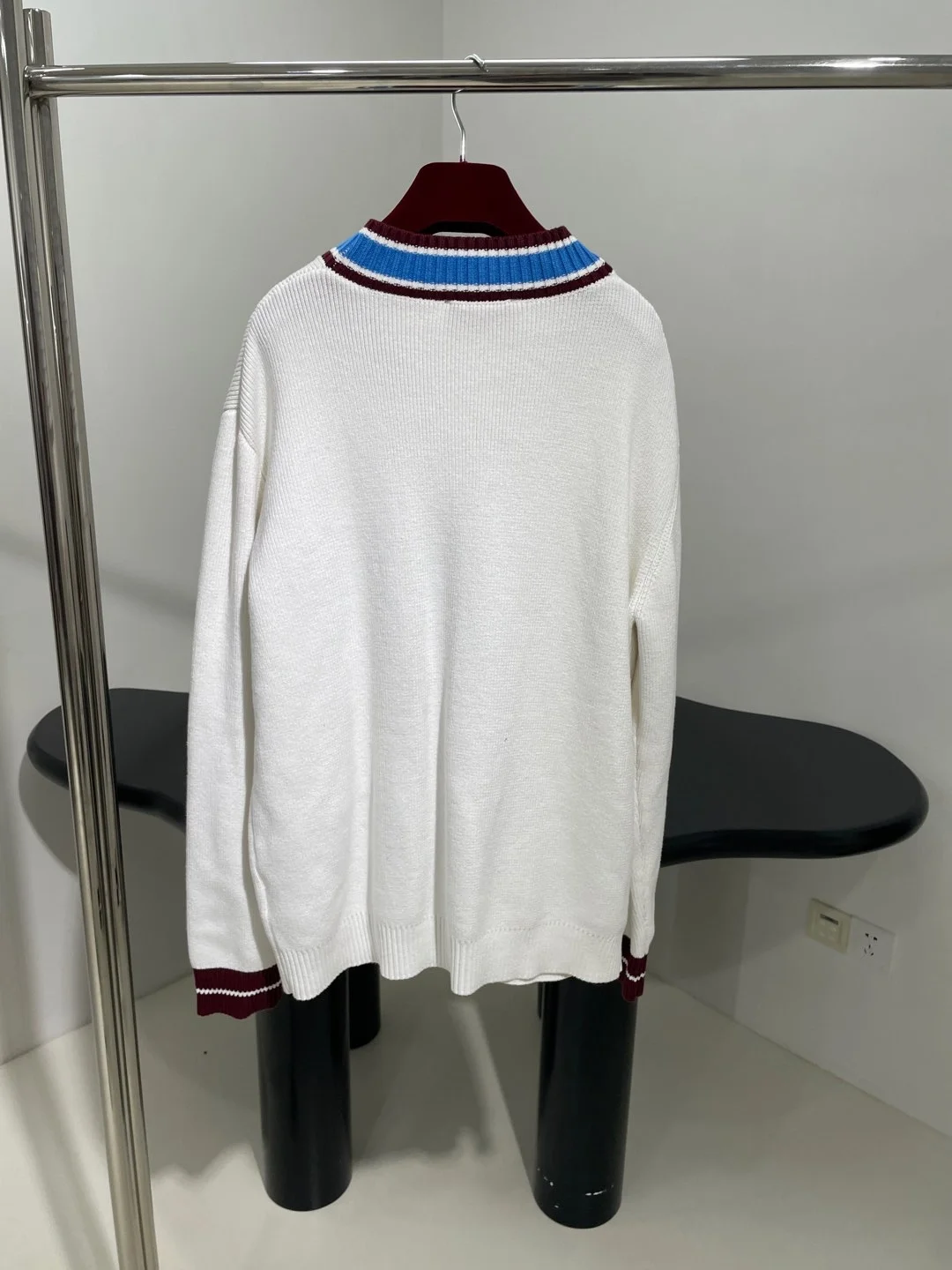 울 자수 니트 가디건 상세