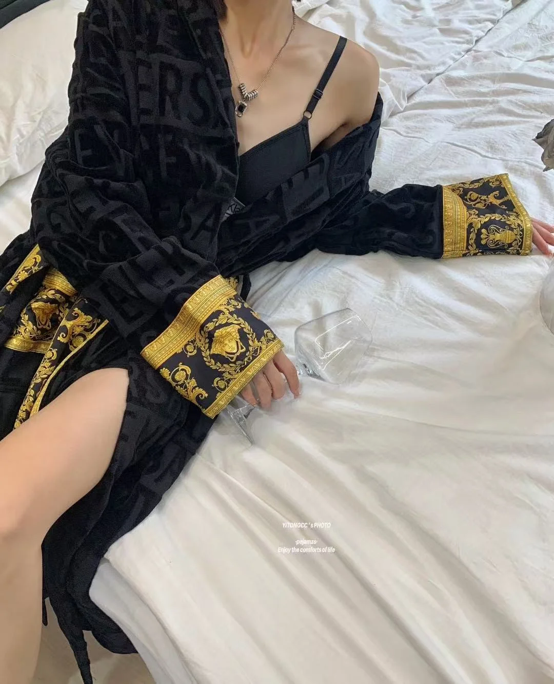 배스 로브 상세