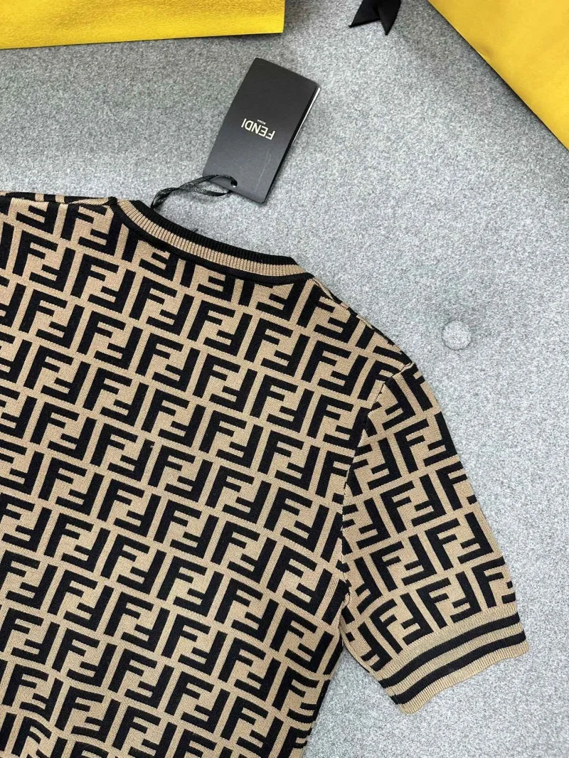 클래식 FF 니트 웨어 상세