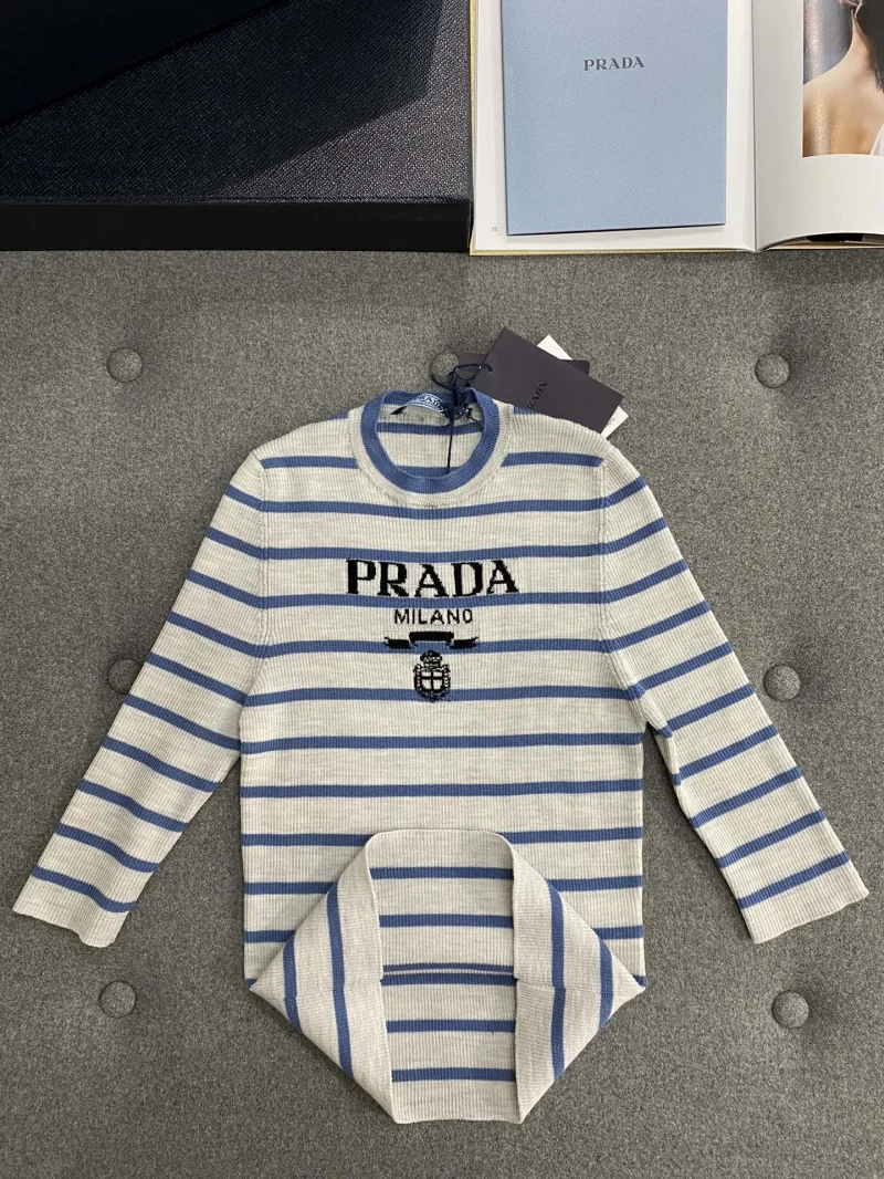 스트라이프 인타르시아 울 크루넥 니트 상세