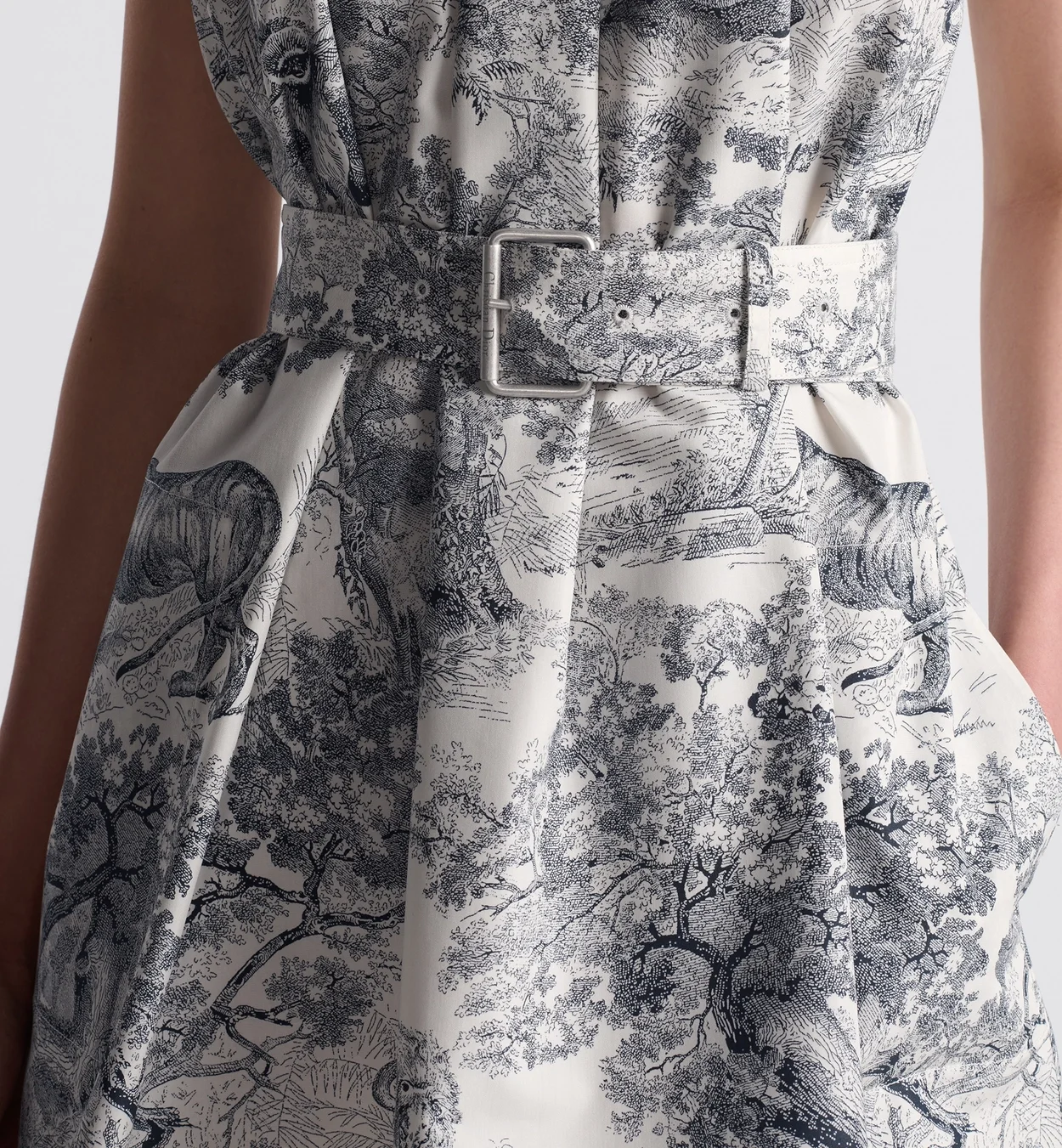 플레어 숏 원피스 상세