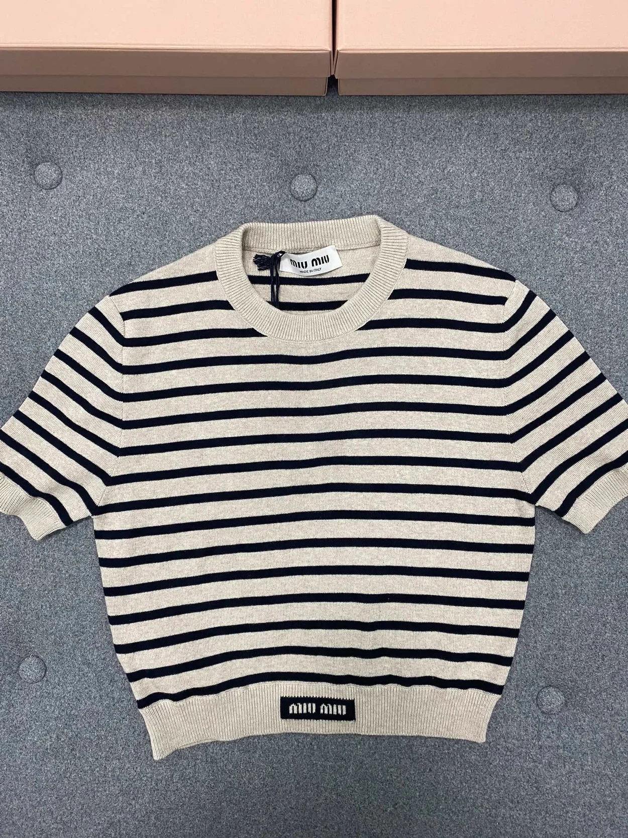 코튼 크루넥 니트 반팔 상세