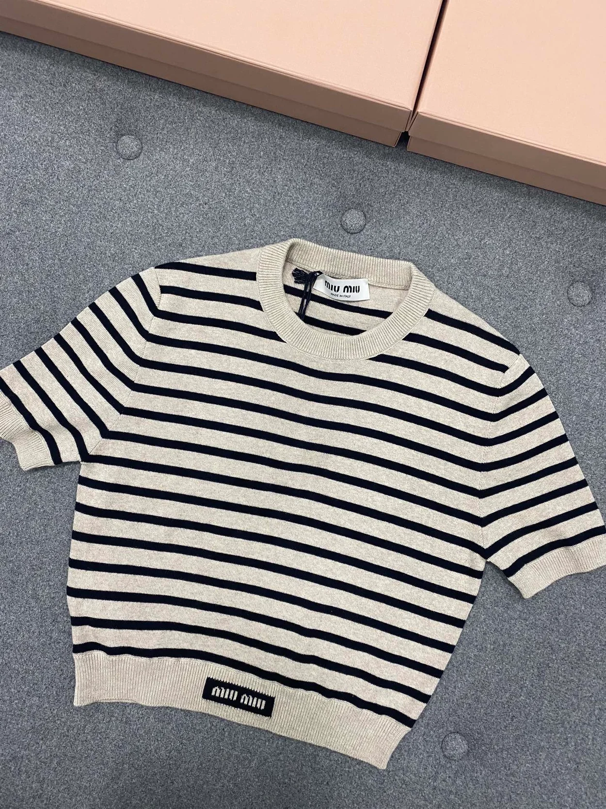 코튼 크루넥 니트 반팔 상세