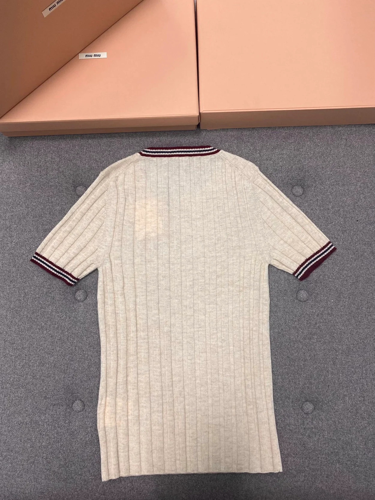 캐시미어 니트 반팔티 상세