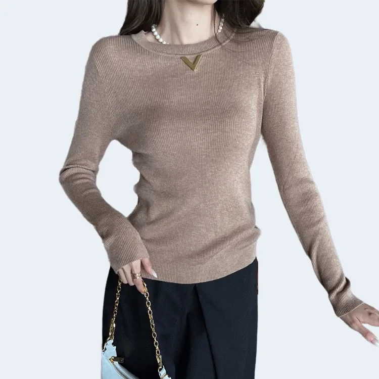 발렌티노 로고 골지 티셔츠 베이지 상세