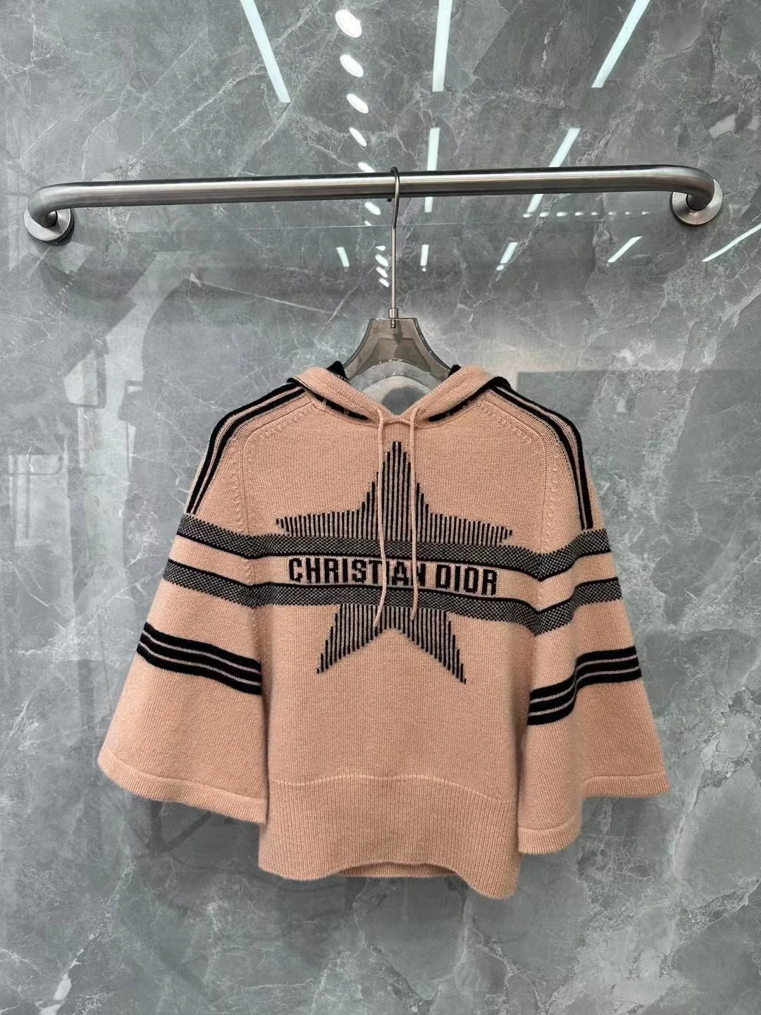 슬리브 후드 스웨터 상세