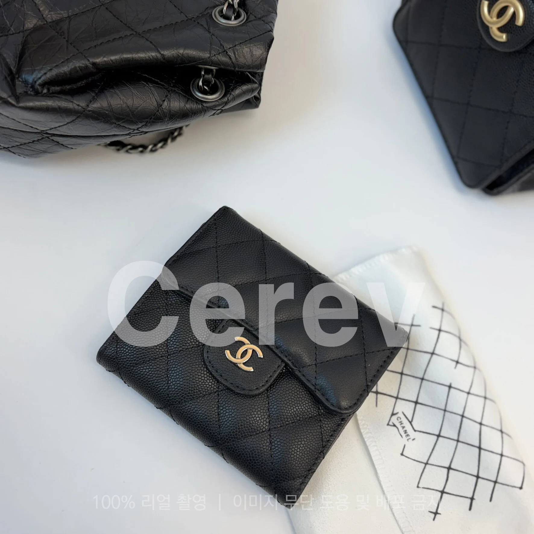 클래식 반지갑 (캐비어 or 램스킨) 상세