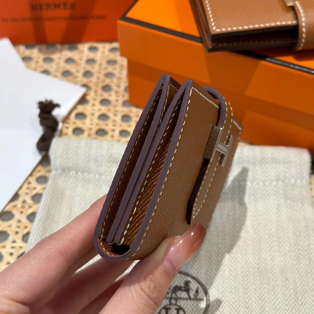 토고 반지갑 상세