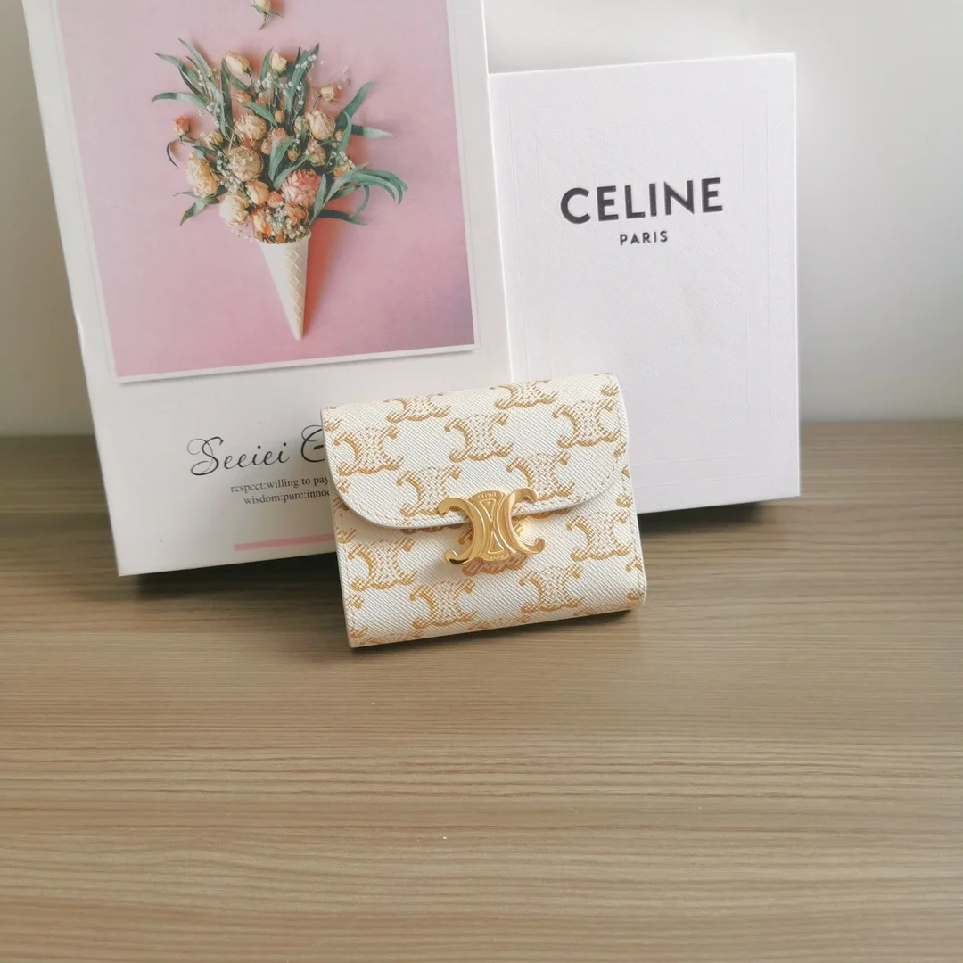 스몰 트리옹프 캔버스 플랩 지갑 화이트 탠 상세