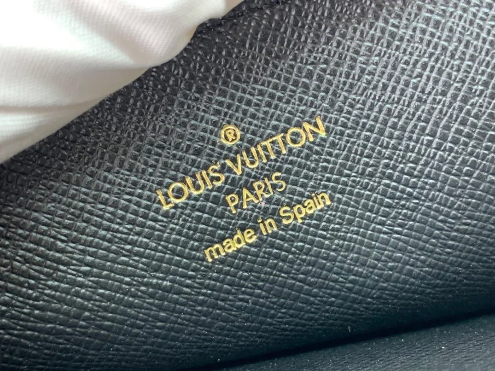 지갑 M60167 상세