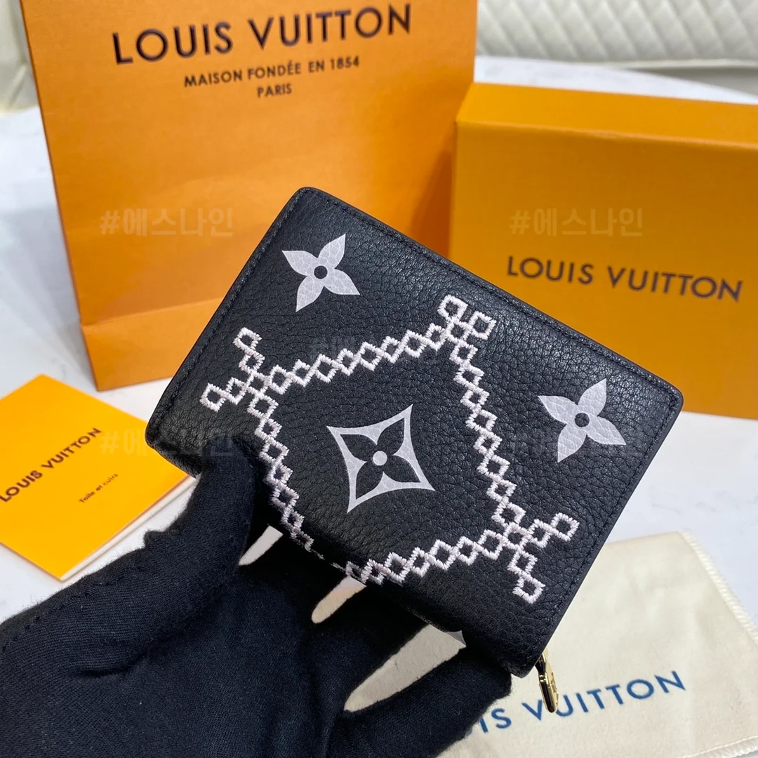 클레아 월렛 모노그램 앙프렝뜨 지갑 M81212_1 상세