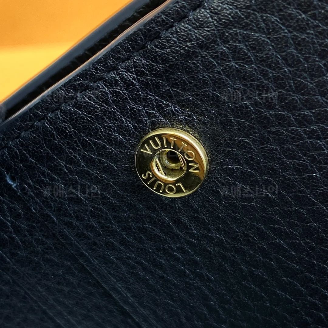 클레아 월렛 모노그램 앙프렝뜨 지갑 M81212_1 상세