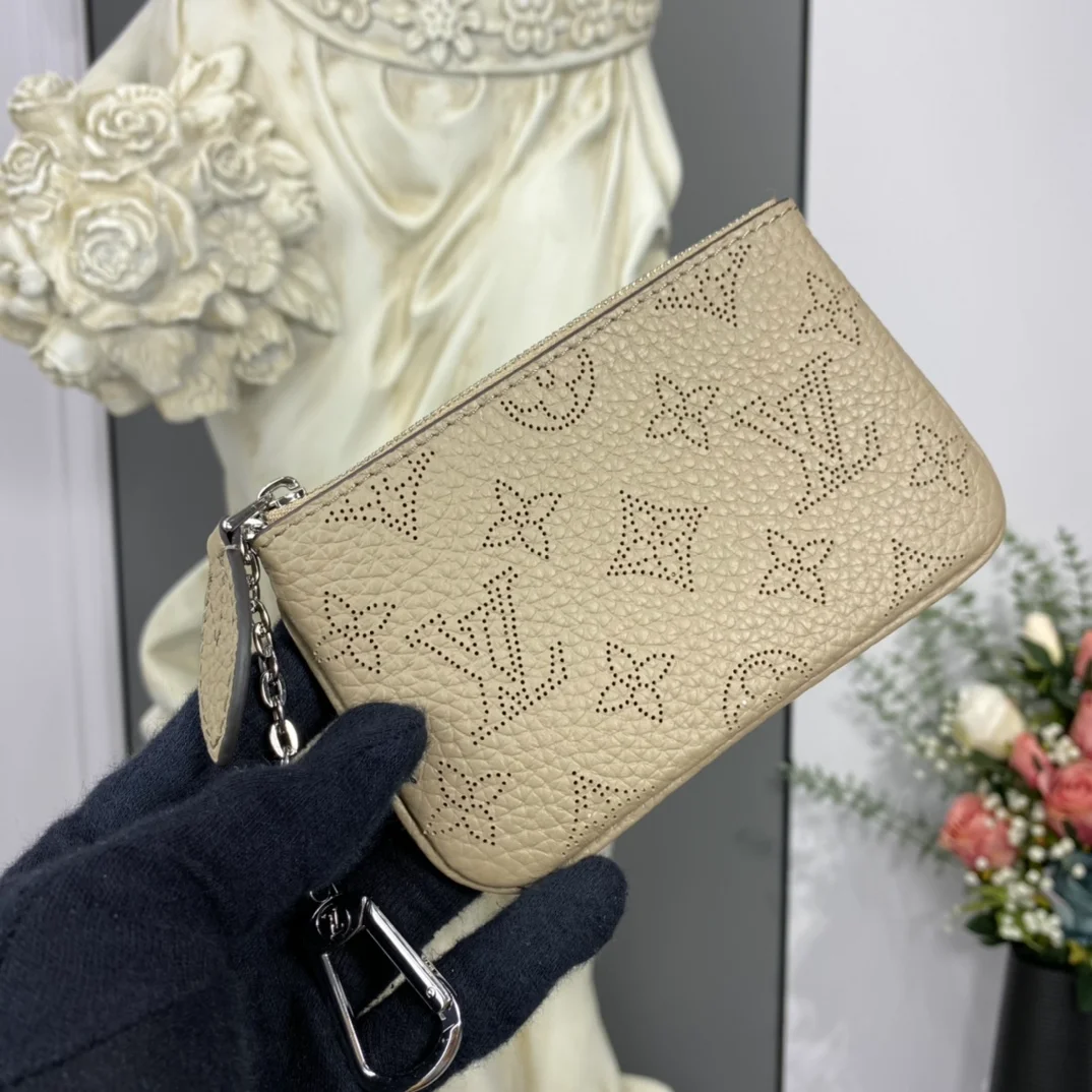 아이스 키 파우치 지갑 M69508_5 상세