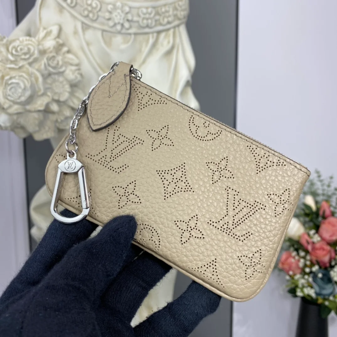 아이스 키 파우치 지갑 M69508_5 상세