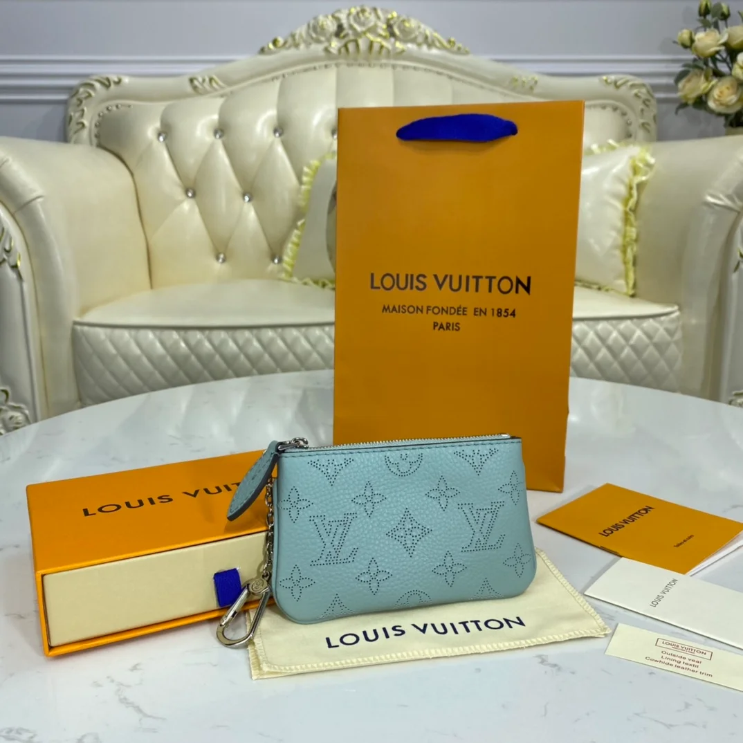 아이스 키 파우치 지갑 M69508_4 상세