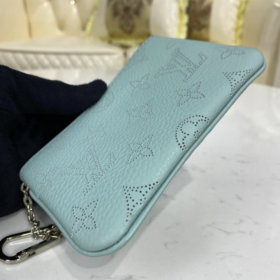 아이스 키 파우치 지갑 M69508_4 상세