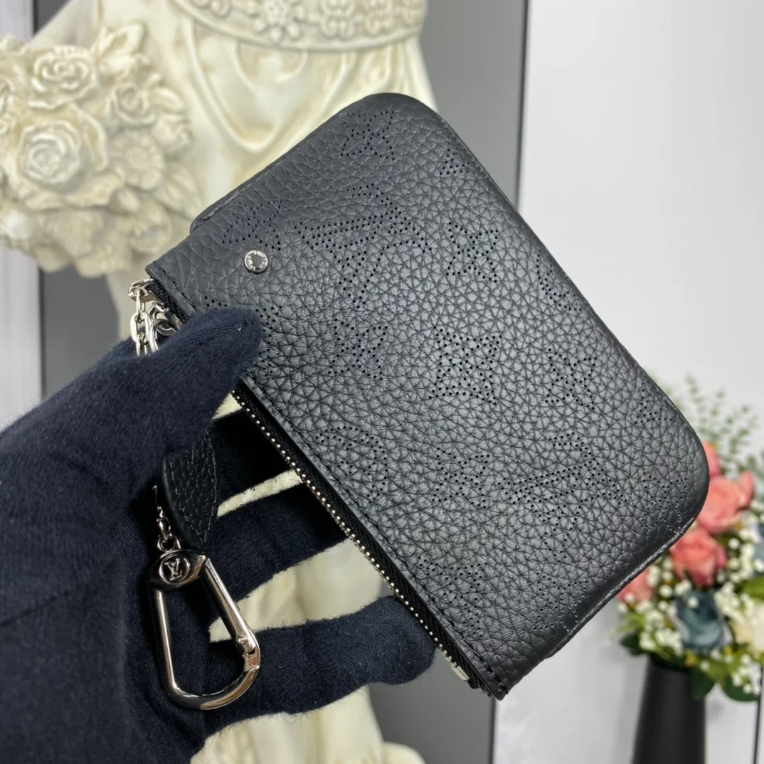 아이스 키 파우치 지갑 M69508_3 상세