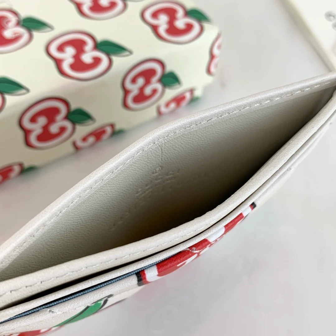 GG 마몬트 애플 카드홀더 상세