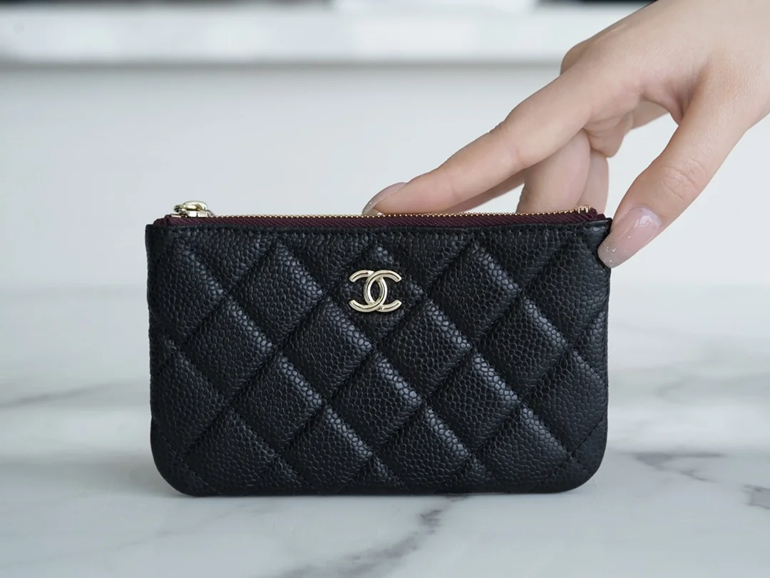 클래식 코인 파우치 (캐비어 or 램스킨) 상세