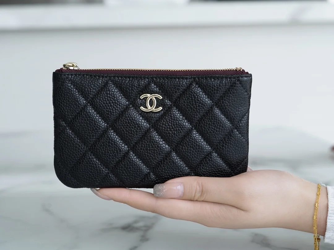 클래식 코인 파우치 (캐비어 or 램스킨) 상세