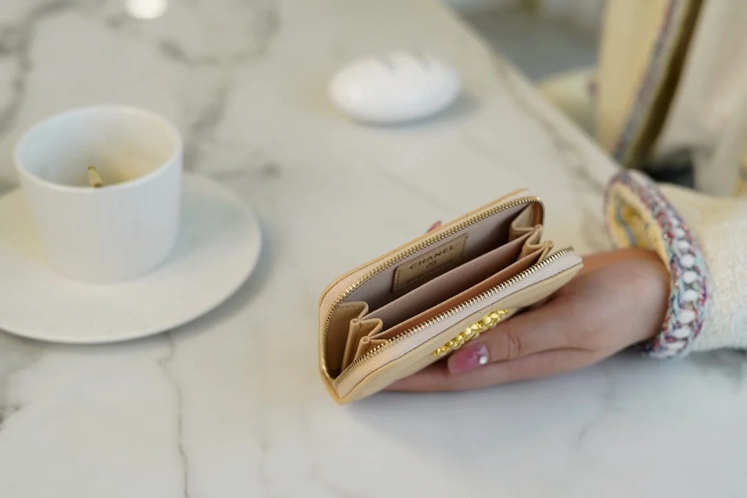 19 지퍼 코인 지갑 베이지 상세