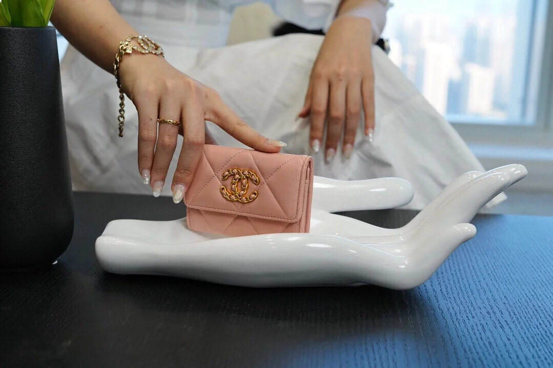 19 플랩 카드 홀더 핑크 상세