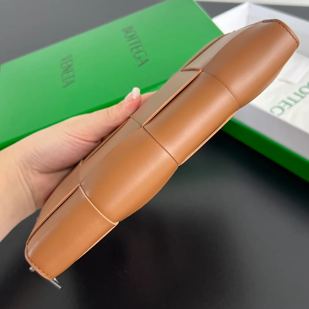 카세트 집 어라운드 지갑 카멜 상세