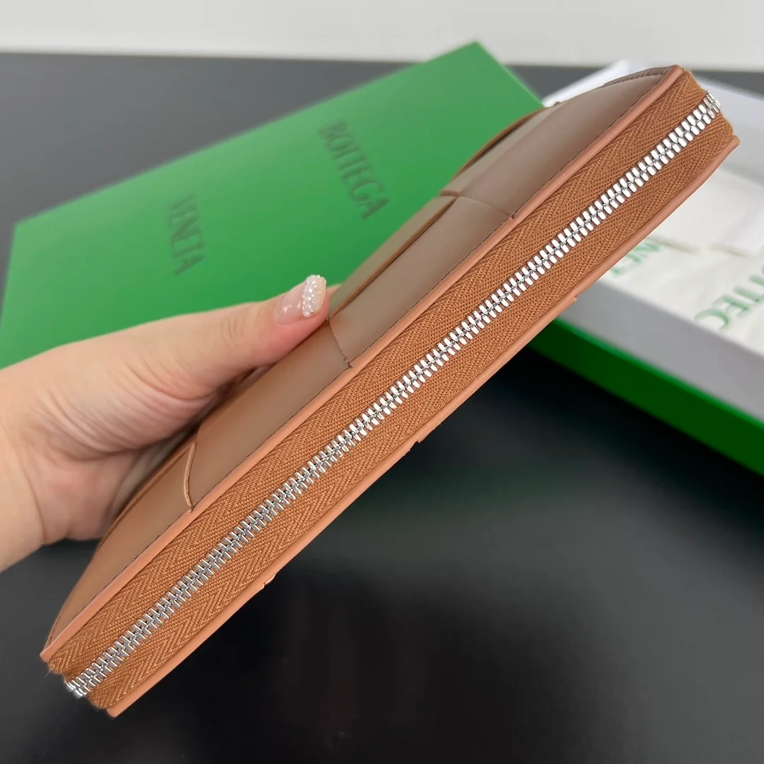 카세트 집 어라운드 지갑 카멜 상세