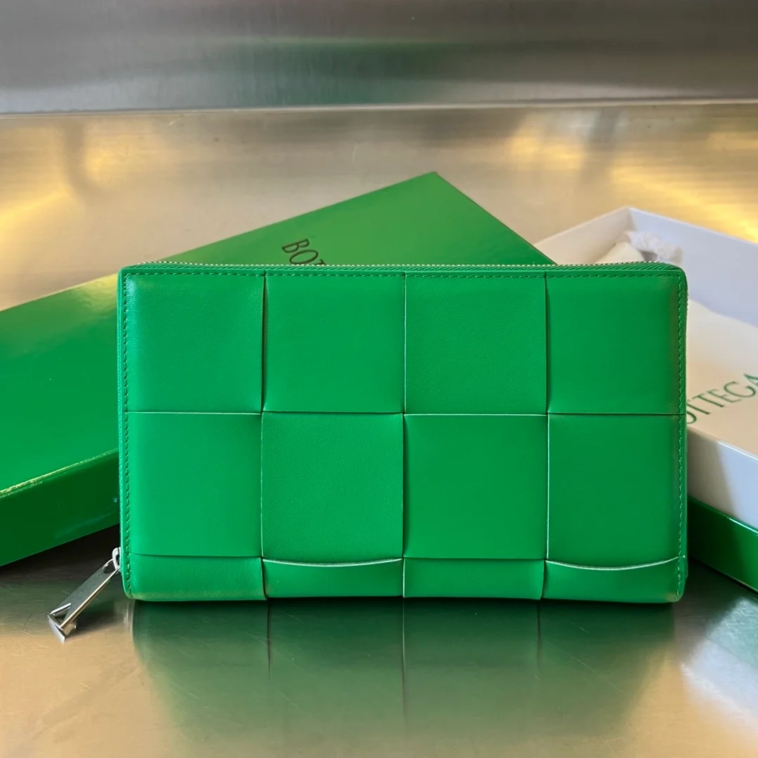 카세트 패러킷 어라운드 장지갑 상세