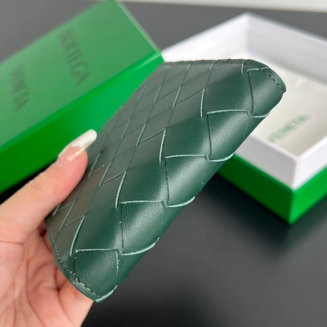 인트레치아토 슬림 폴더 지갑 상세