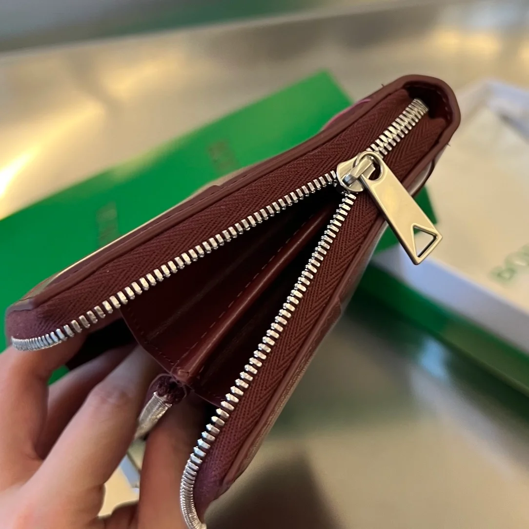 어라운드 지퍼 월릿 버건디 상세