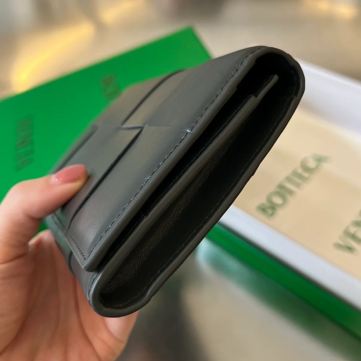 패러킷 장지갑 블랙 상세