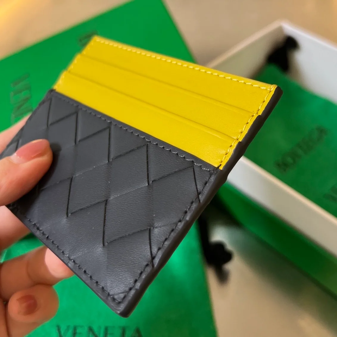 인트레치아토 투톤 카드지갑 머스타드 상세