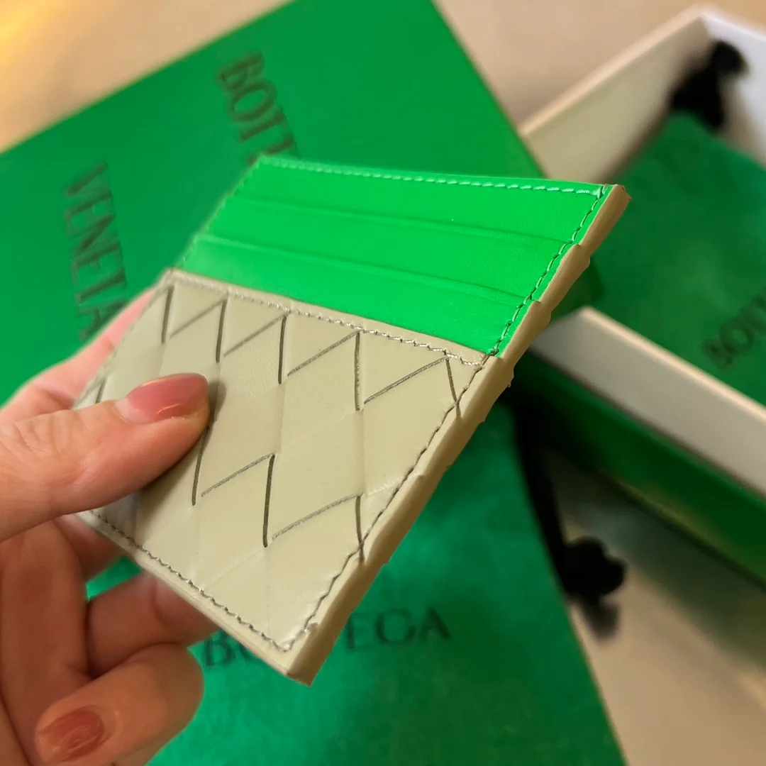 트래버틴 패러킷 카드케이스 상세