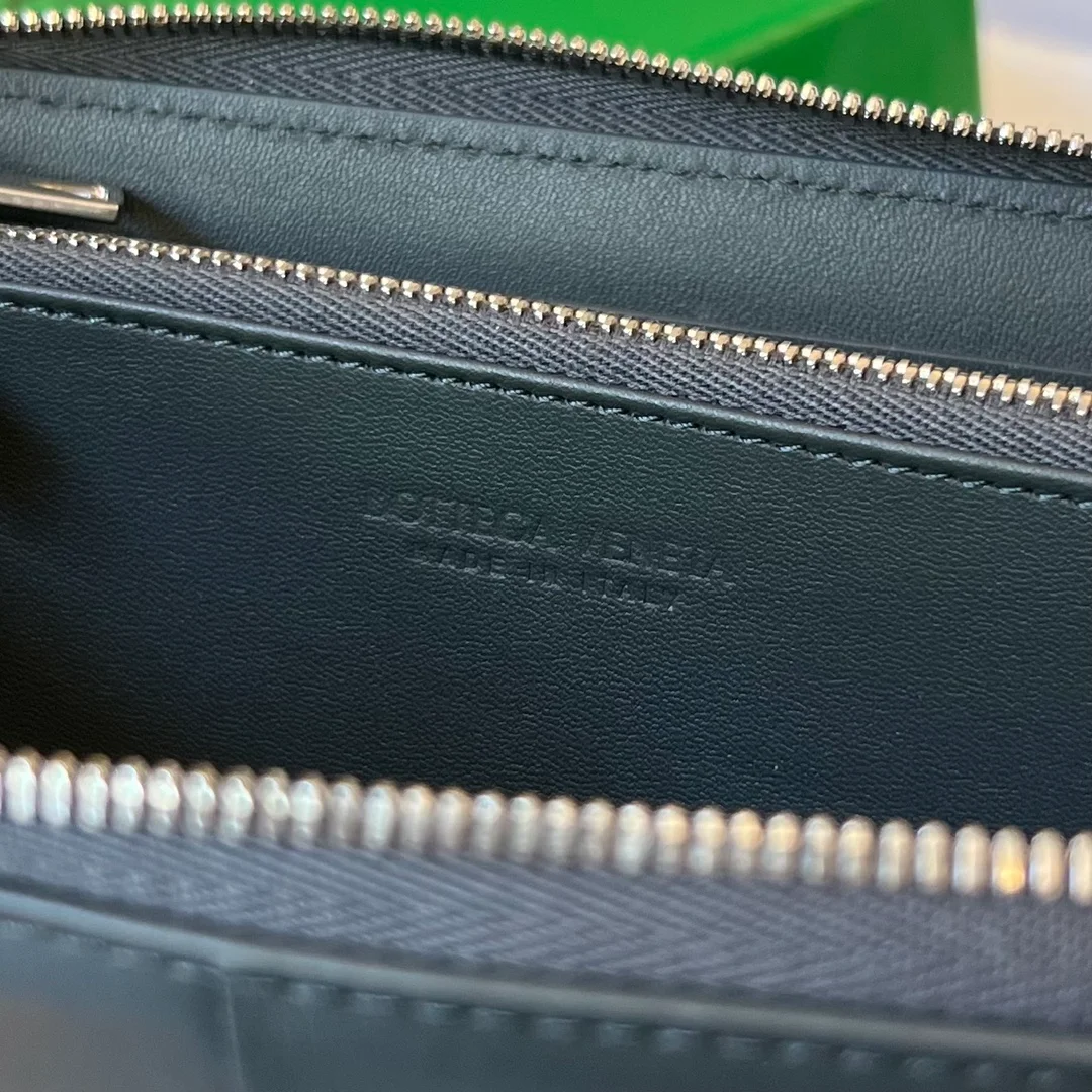 카세트 지퍼 어라운드 지갑 상세