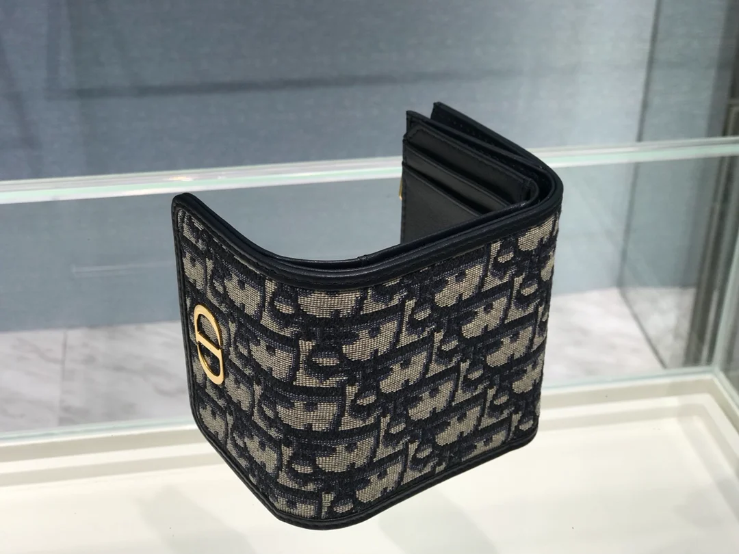 30 Montaigne CD 오블리크 반지갑 상세