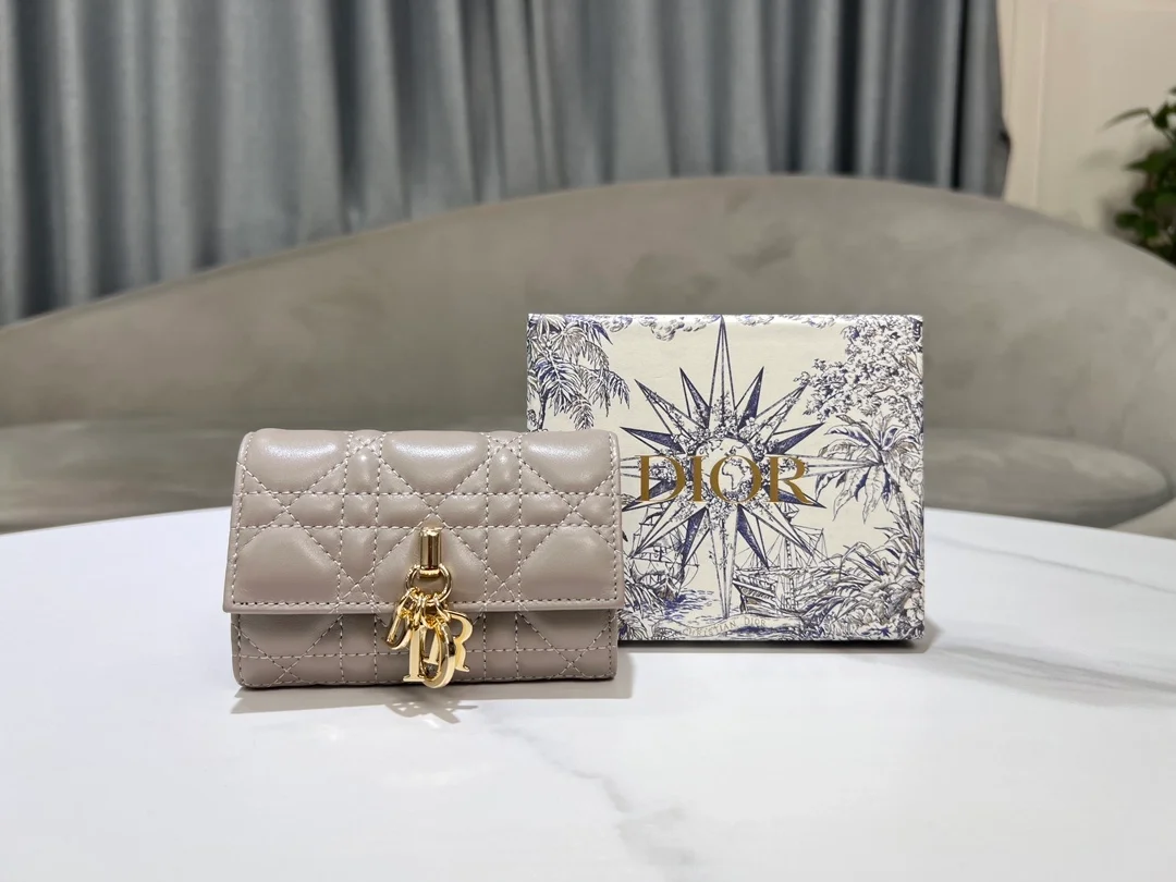 월릿 파우더 베이지 상세