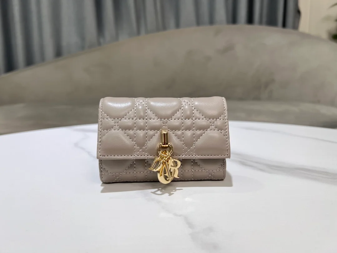 월릿 파우더 베이지 상세