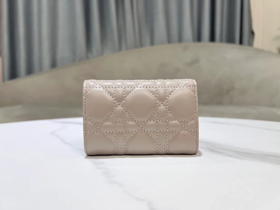 월릿 파우더 베이지 상세