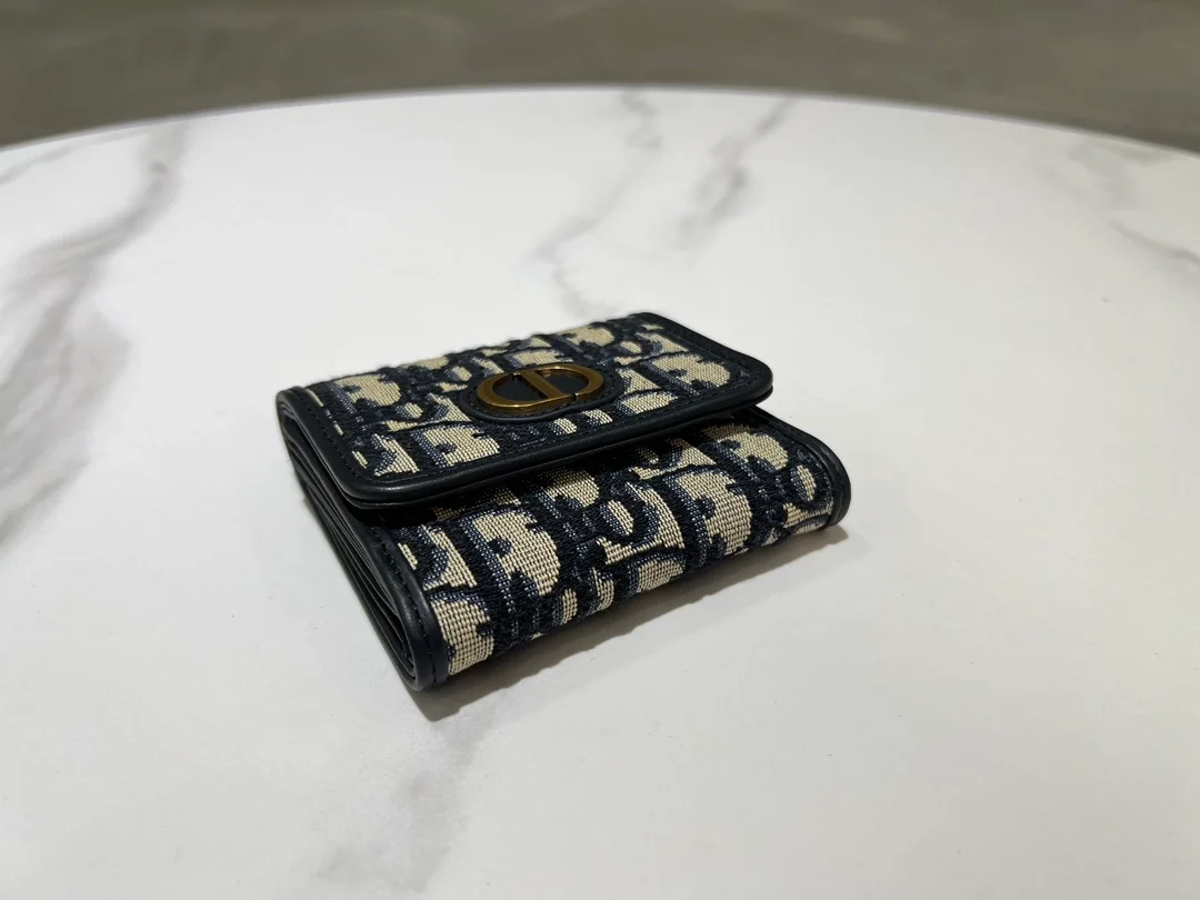 30 몽테인 오블리크 자카드 로터스 지갑 상세